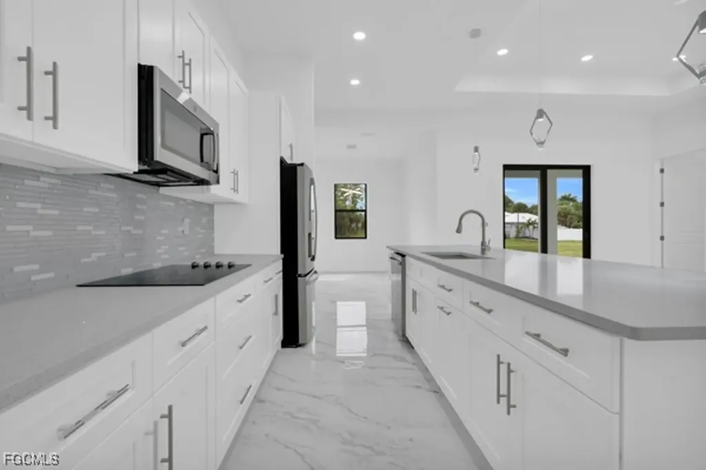 3823 Heyburn Street Fort Myers FL 33905