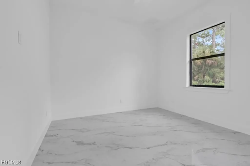 3823 Heyburn Street Fort Myers FL 33905