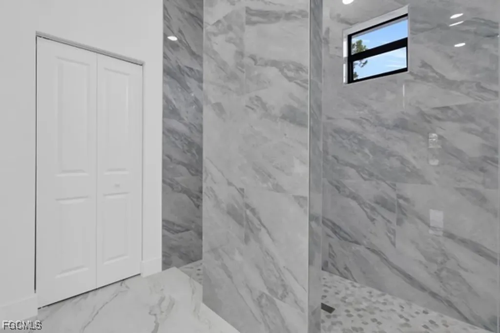 3823 Heyburn Street Fort Myers FL 33905