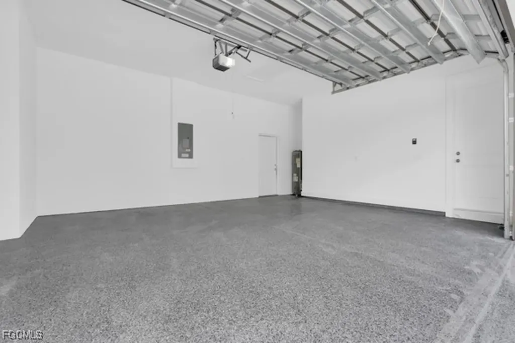 3823 Heyburn Street Fort Myers FL 33905