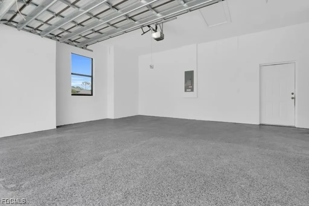 3823 Heyburn Street Fort Myers FL 33905