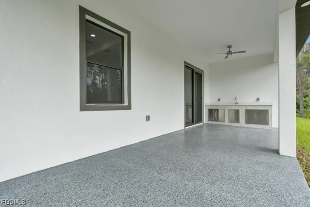 3823 Heyburn Street Fort Myers FL 33905