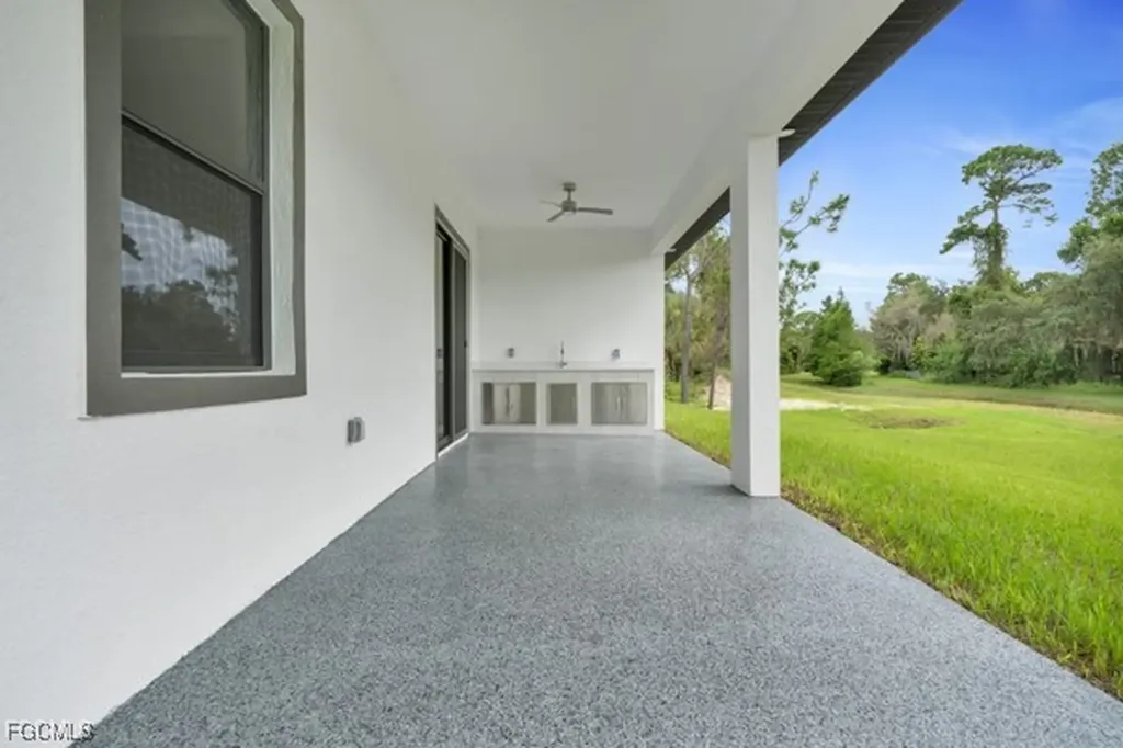 3823 Heyburn Street Fort Myers FL 33905