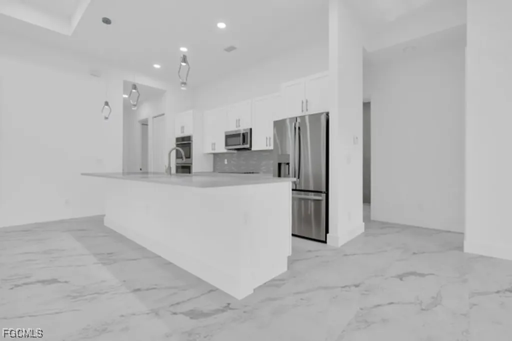 3823 Heyburn Street Fort Myers FL 33905