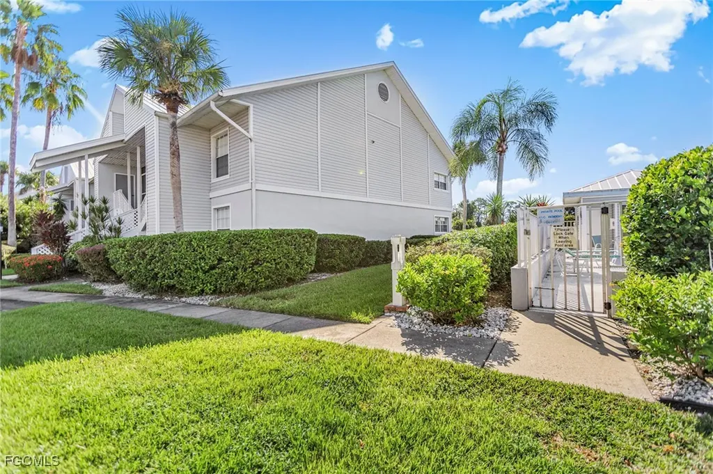 15400 River Vista Drive North Fort Myers FL 33917