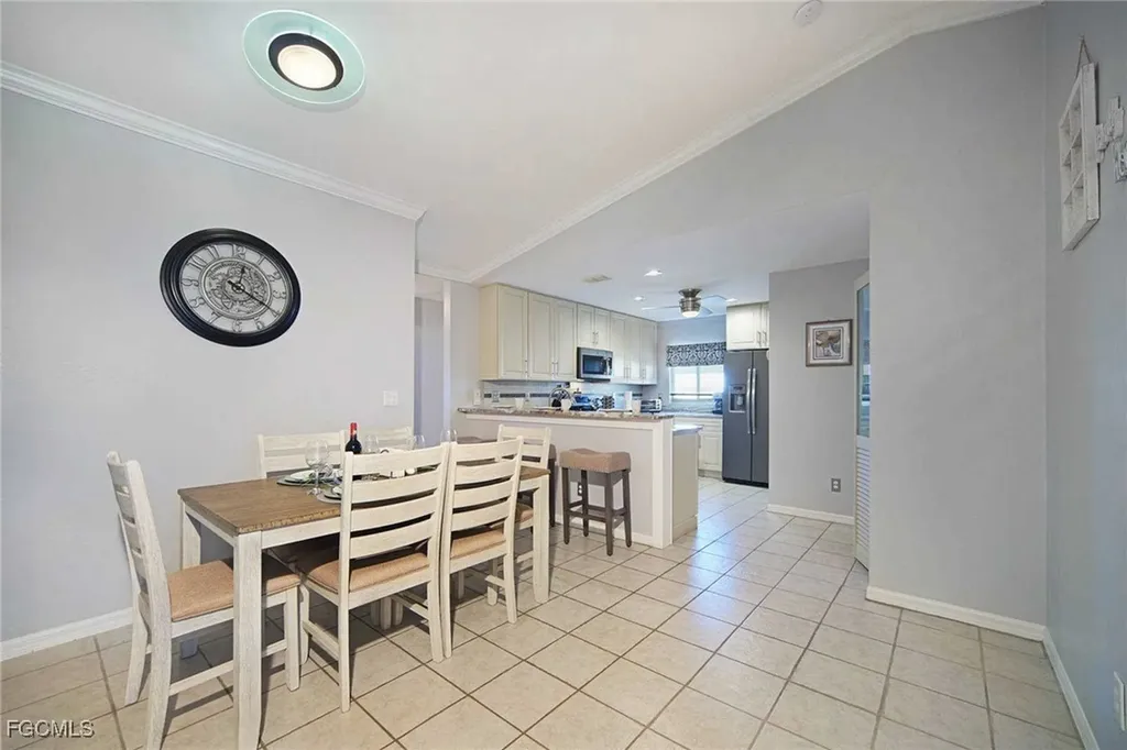 3832 SW 20th Avenue Cape Coral FL 33914