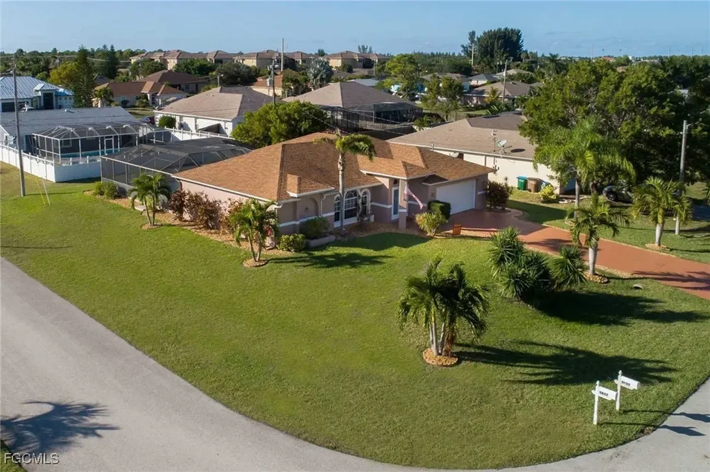3832 SW 20th Avenue Cape Coral FL 33914