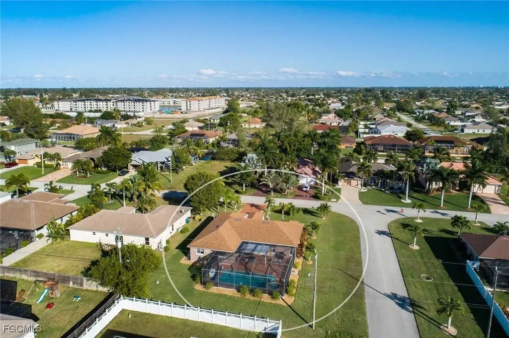3832 SW 20th Avenue Cape Coral FL 33914