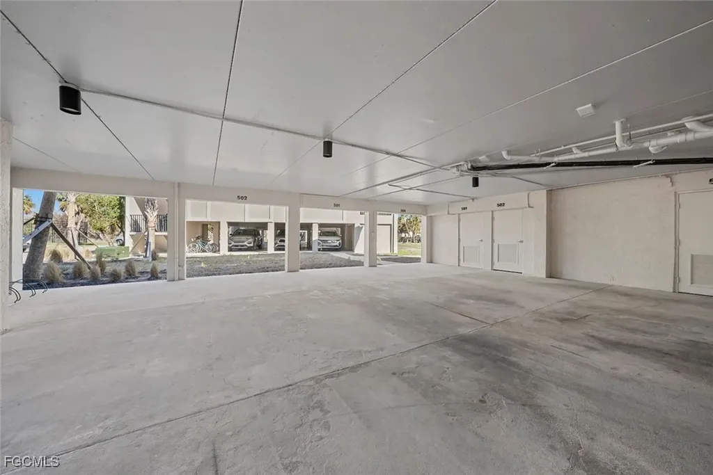 1919 Olde Middle Gulf Drive Sanibel FL 33957