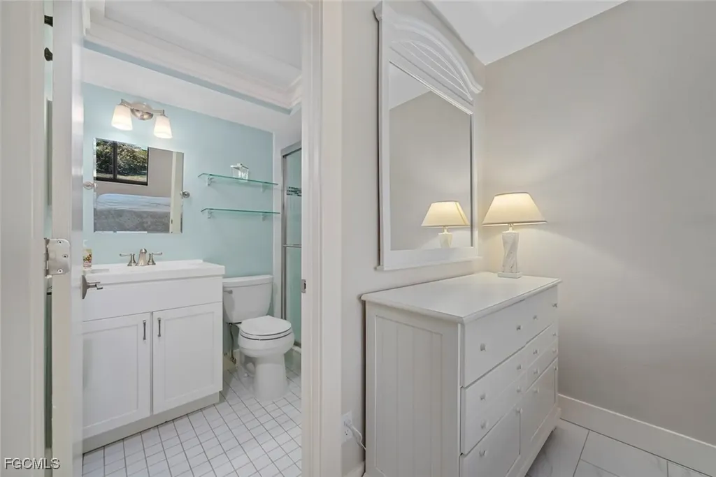 1919 Olde Middle Gulf Drive Sanibel FL 33957