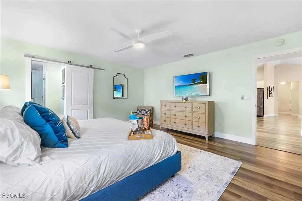 2307 SW 40th Street Cape Coral FL 33914