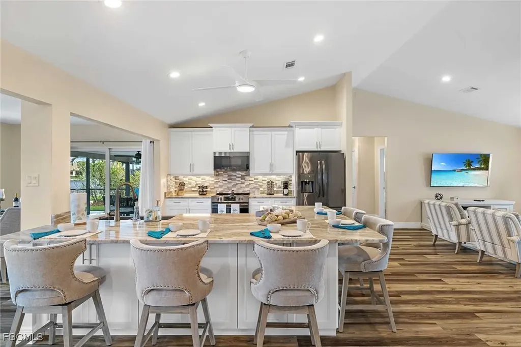 2307 SW 40th Street Cape Coral FL 33914