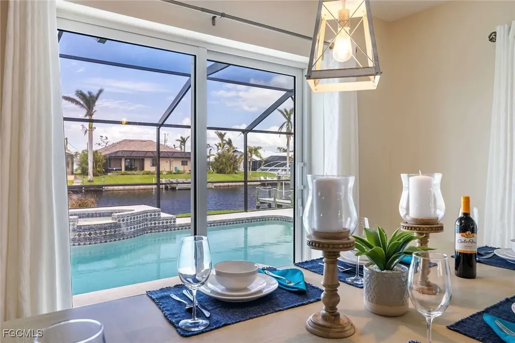 2307 SW 40th Street Cape Coral FL 33914