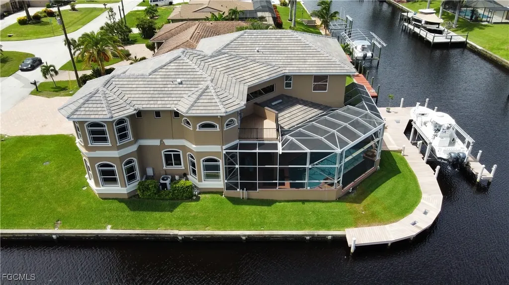 2123 SE 25th Lane Cape Coral FL 33904