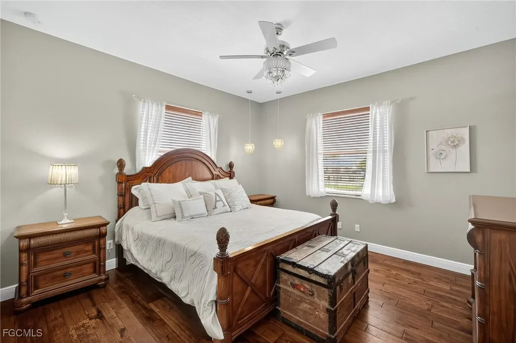 2123 SE 25th Lane Cape Coral FL 33904