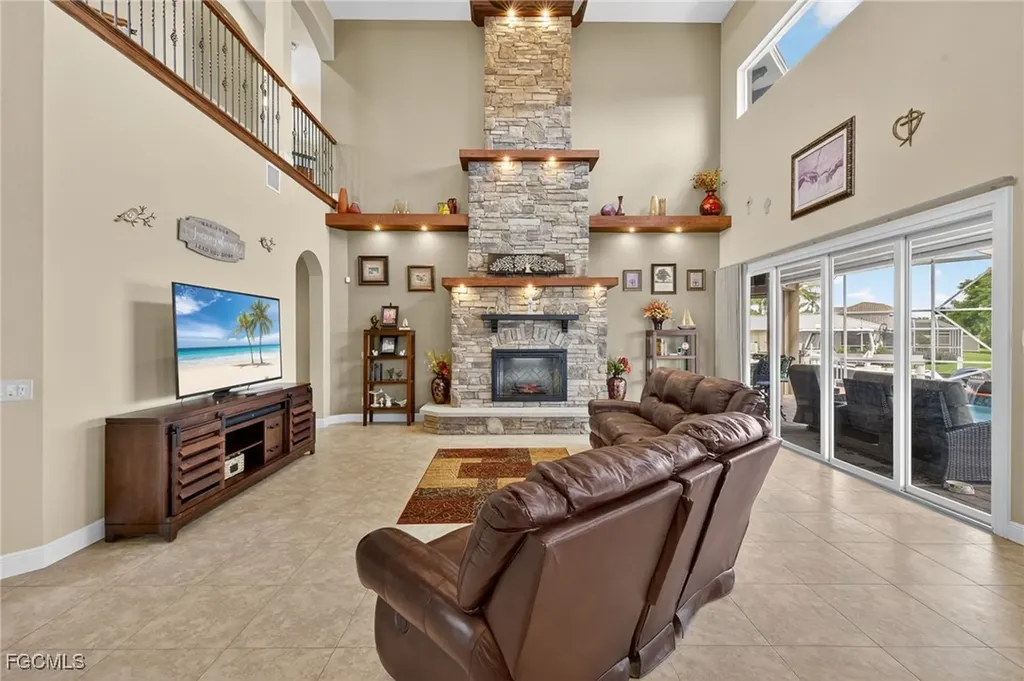 2123 SE 25th Lane Cape Coral FL 33904