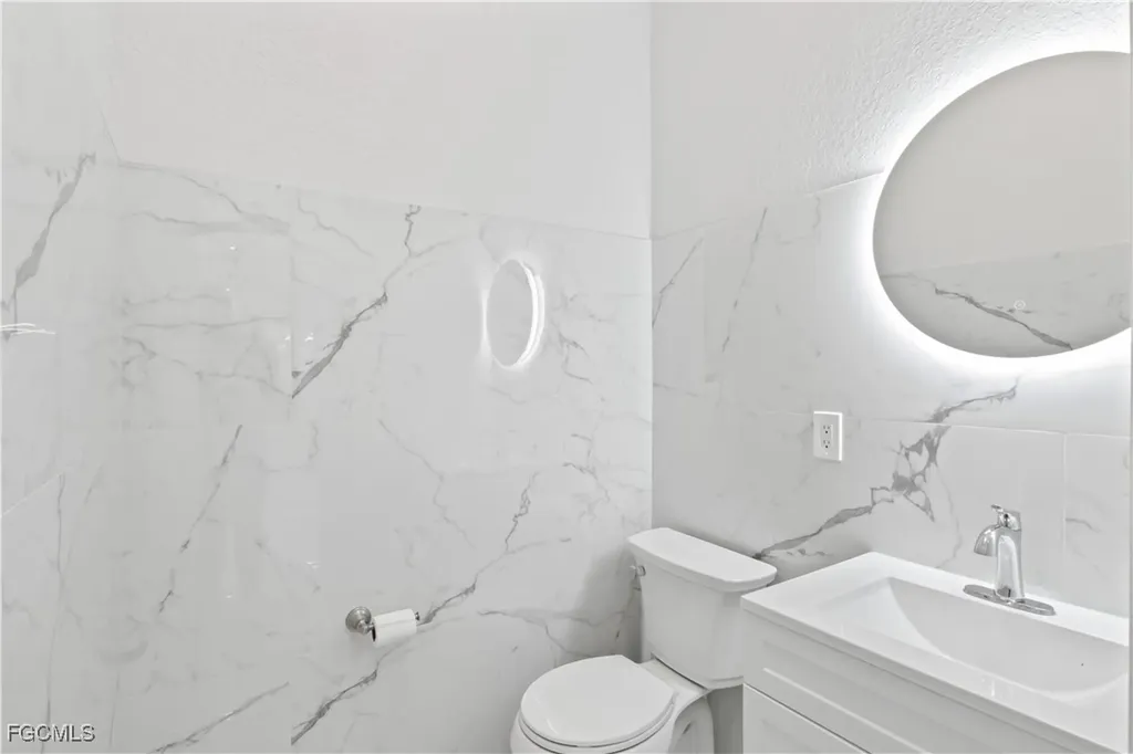 221 Old Burnt Store Road S Cape Coral FL 33991