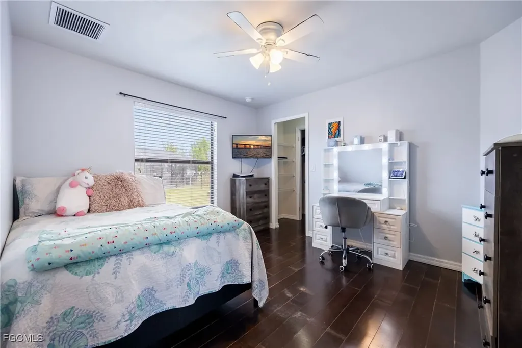 1313 SW 8th Court Cape Coral FL 33991