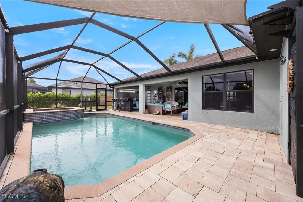 1313 SW 8th Court Cape Coral FL 33991