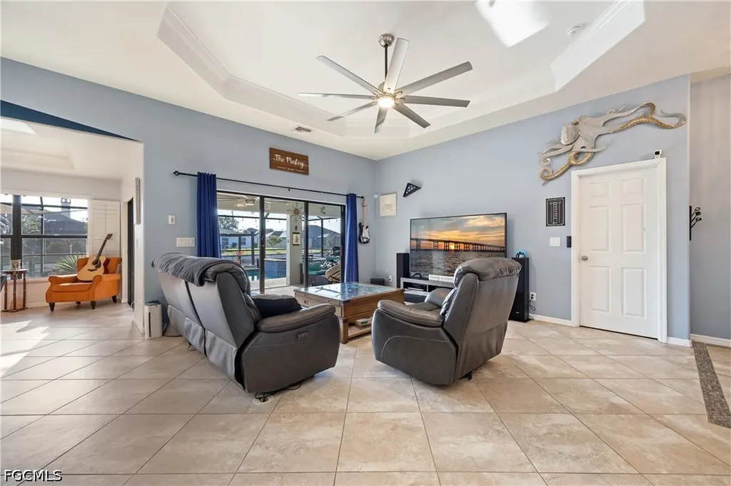 1313 SW 8th Court Cape Coral FL 33991