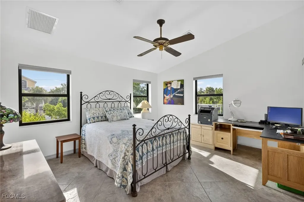 1714 Atlanta Plaza Drive Sanibel FL 33957
