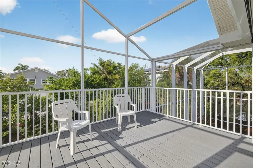 1714 Atlanta Plaza Drive Sanibel FL 33957