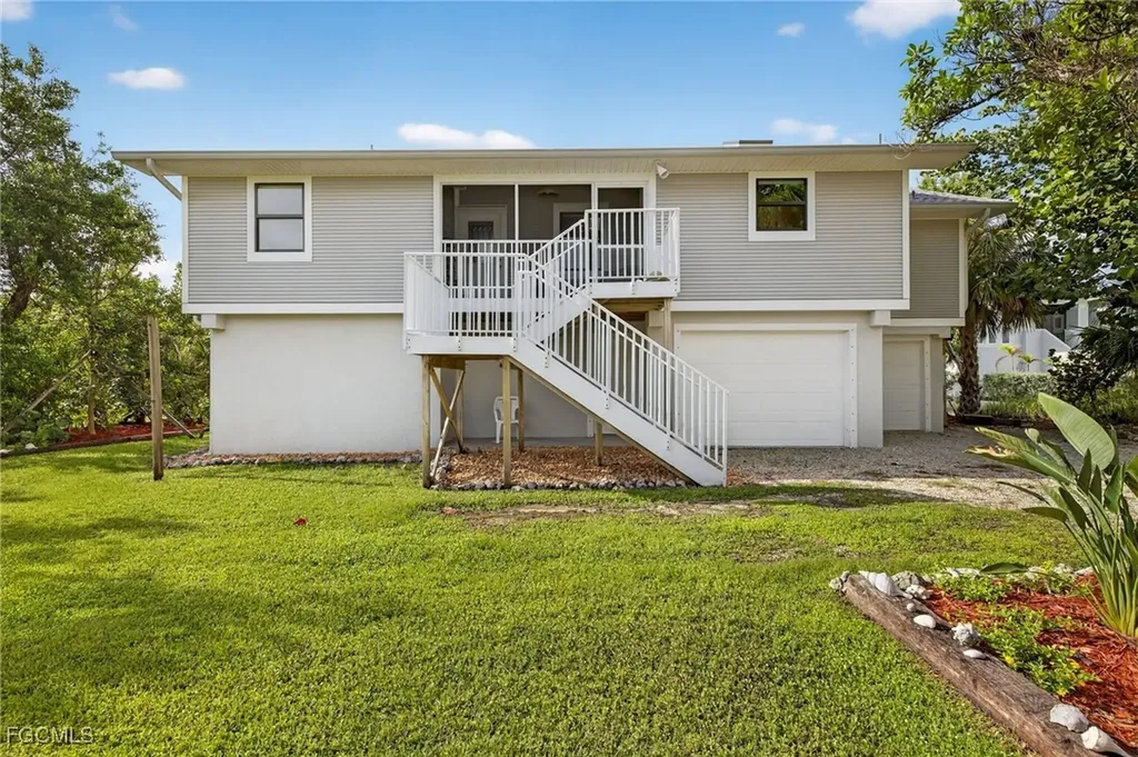 1714 Atlanta Plaza Drive Sanibel FL 33957