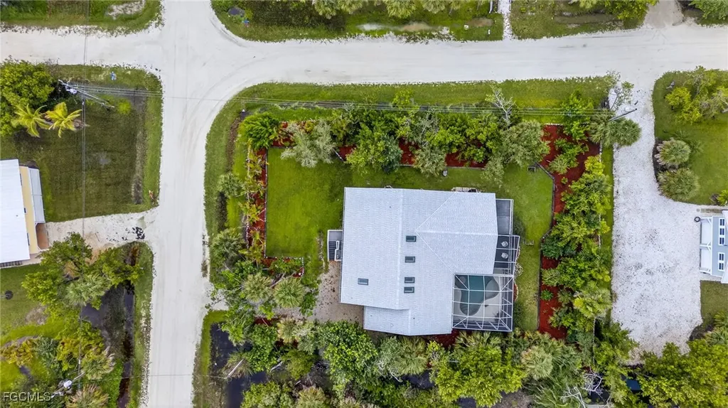 1714 Atlanta Plaza Drive Sanibel FL 33957