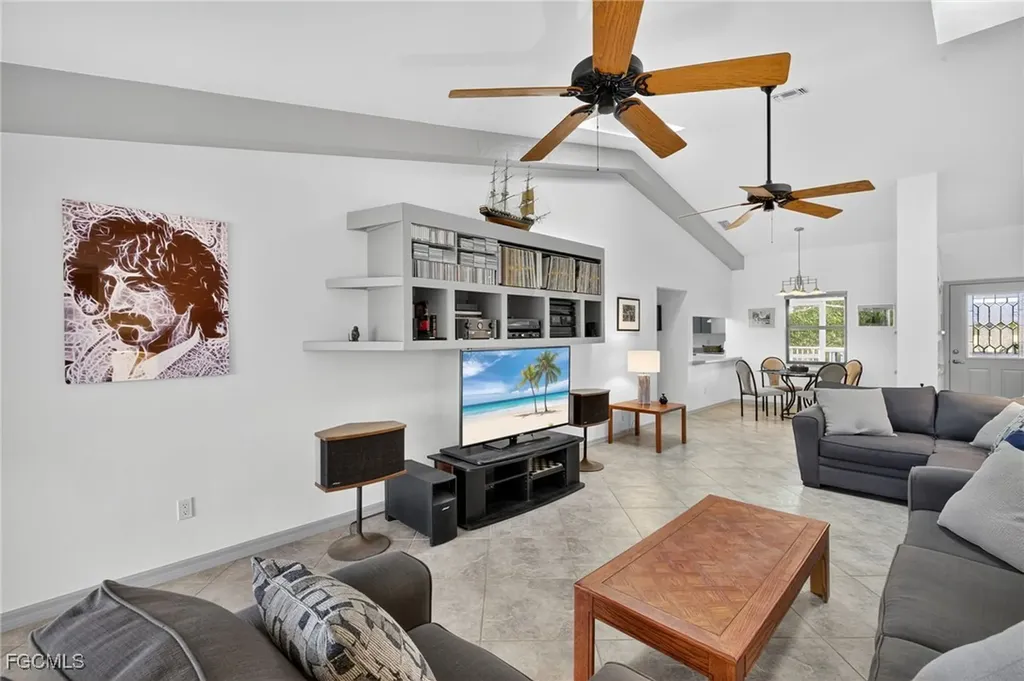 1714 Atlanta Plaza Drive Sanibel FL 33957