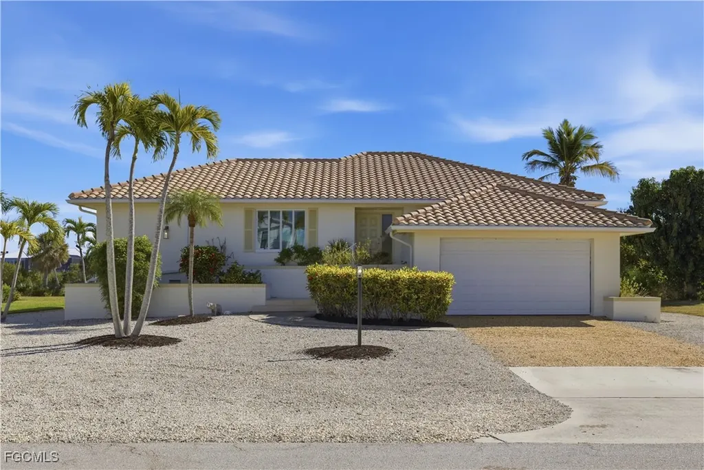 Sanibel FL, 1235 Par View Drive