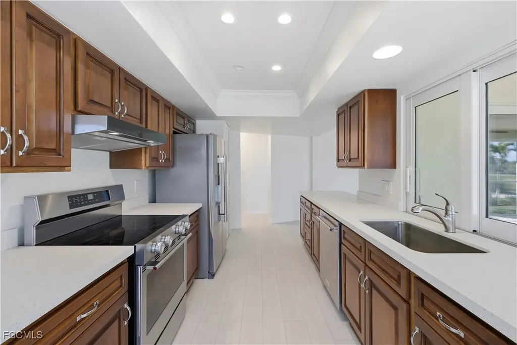 1235 Par View Drive Sanibel FL 33957