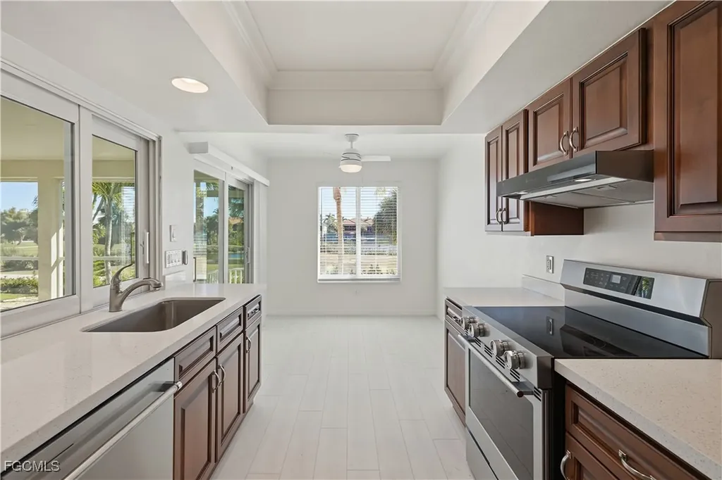 1235 Par View Drive Sanibel FL 33957