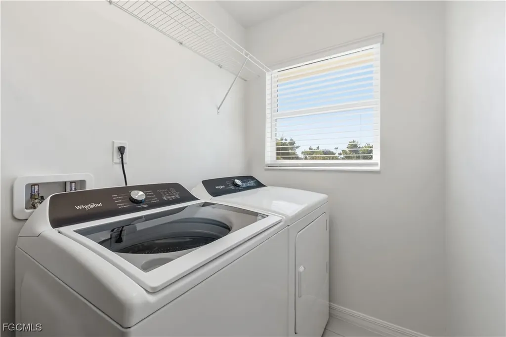 1235 Par View Drive Sanibel FL 33957