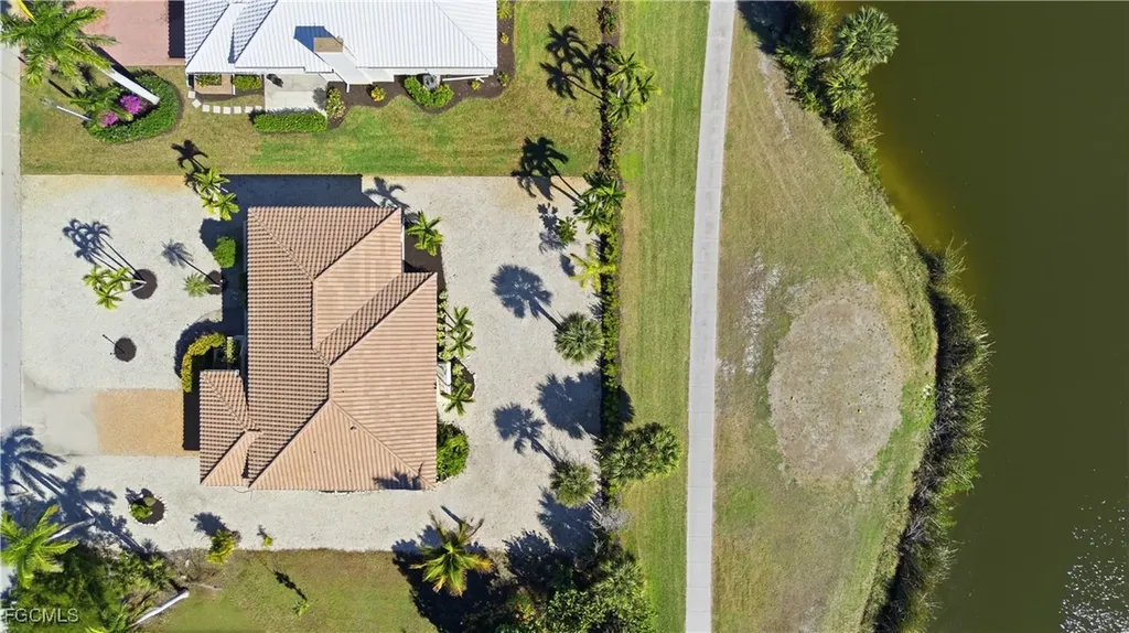 1235 Par View Drive Sanibel FL 33957