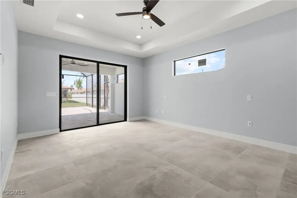 2242 NW 4th Street Cape Coral FL 33993