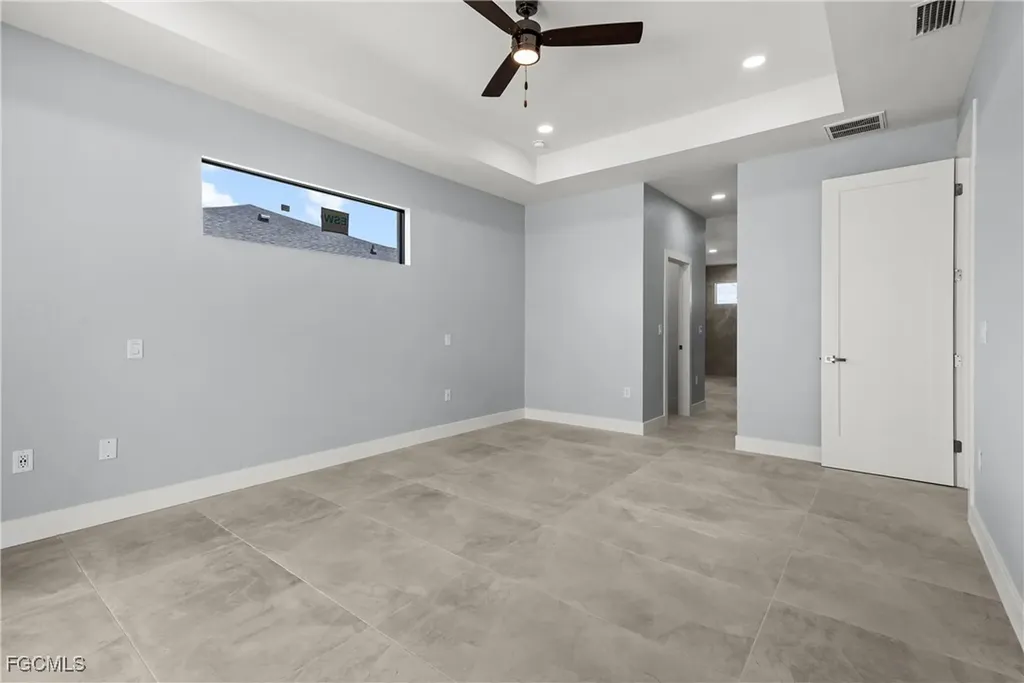 2242 NW 4th Street Cape Coral FL 33993