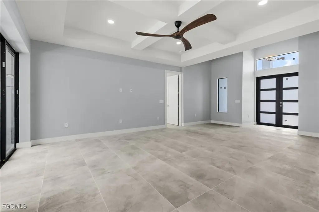 2242 NW 4th Street Cape Coral FL 33993