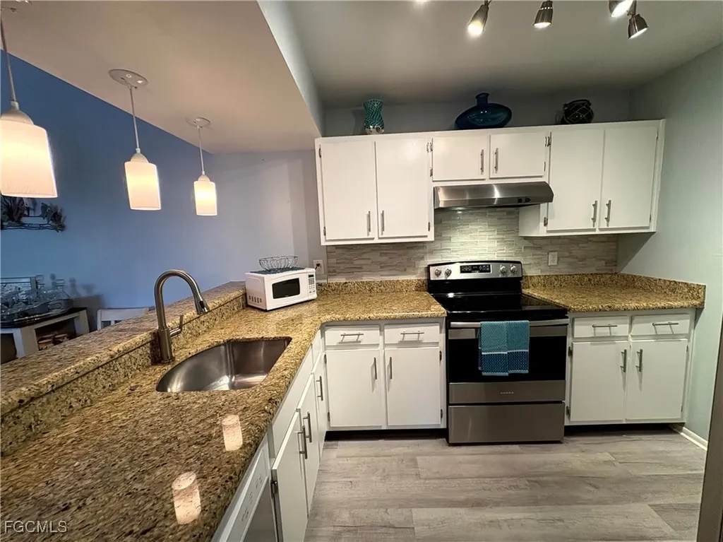 14861 Summerlin Woods Drive Fort Myers FL 33919