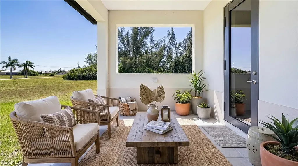 2833 NW 45th Place Cape Coral FL 33993
