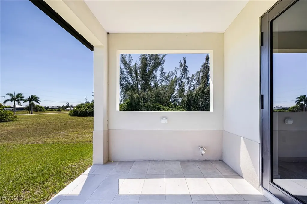 2833 NW 45th Place Cape Coral FL 33993