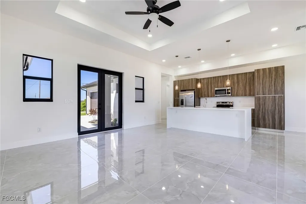 2833 NW 45th Place Cape Coral FL 33993