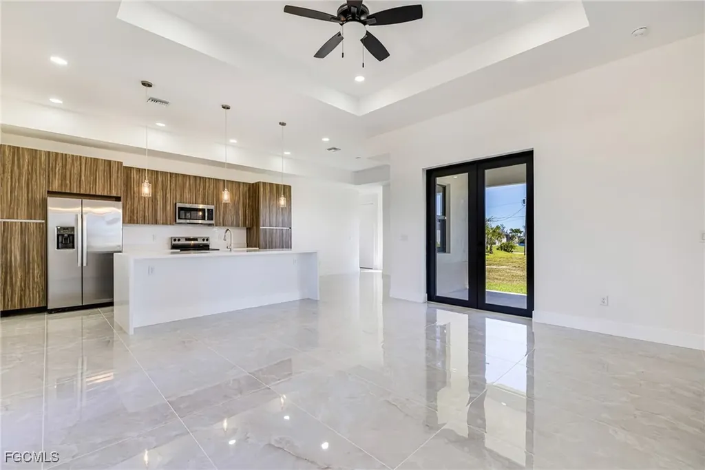 2833 NW 45th Place Cape Coral FL 33993
