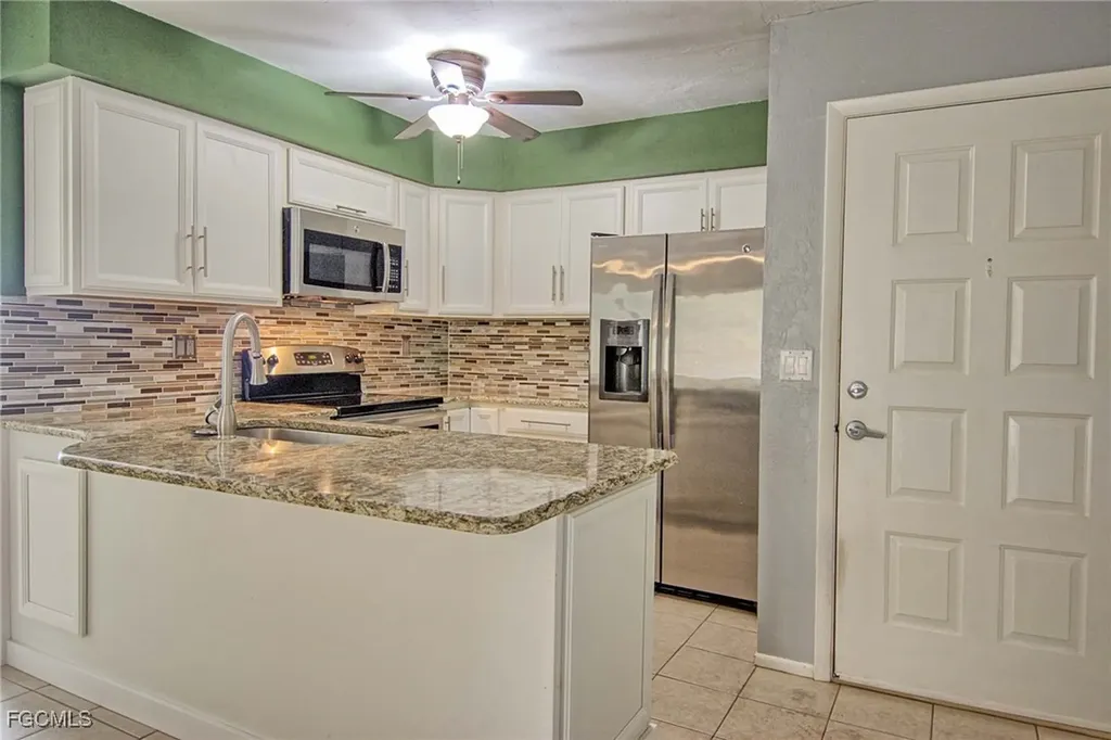 1100 Pondella Road Cape Coral FL 33909