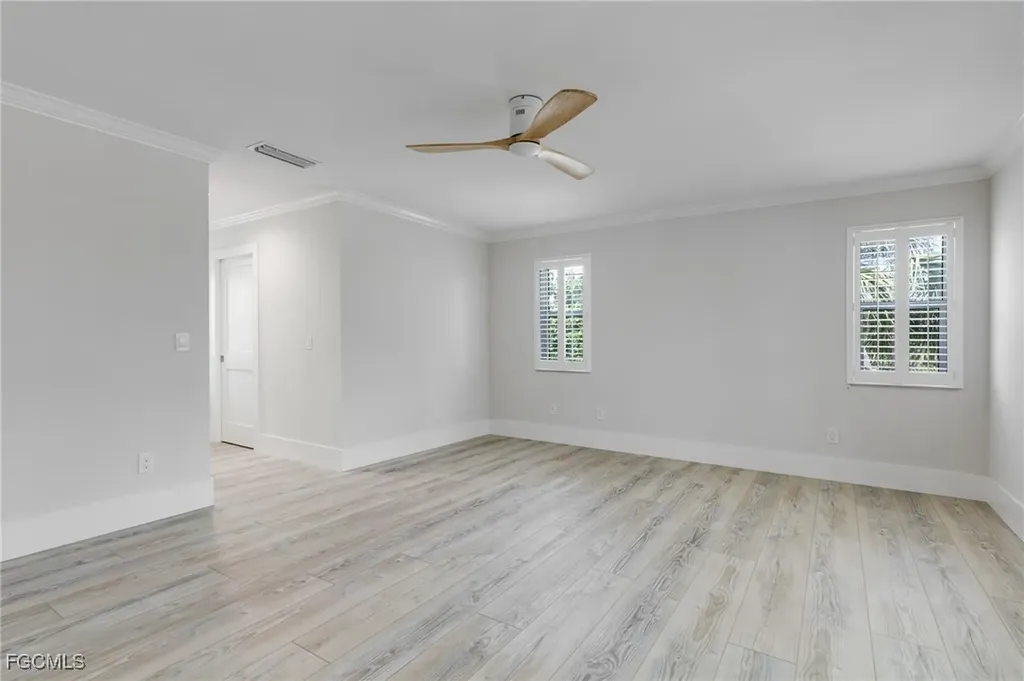 645 Oliva Street Sanibel FL 33957