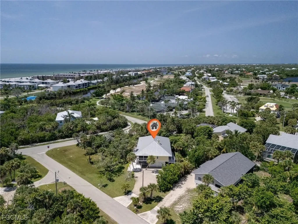 645 Oliva Street Sanibel FL 33957