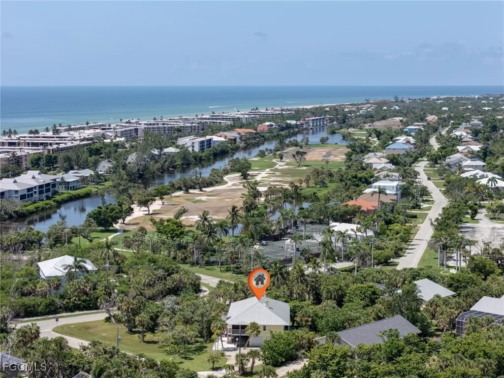 645 Oliva Street Sanibel FL 33957