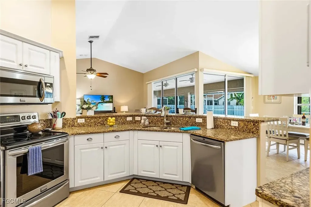 4226 SW 14th Place Cape Coral FL 33914