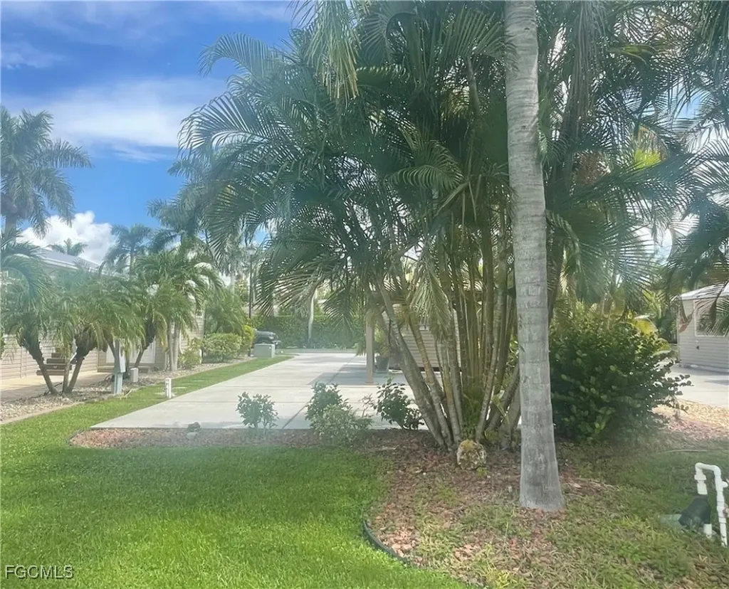 5509 Cypress Trail Resort Circle Fort Myers FL 33905