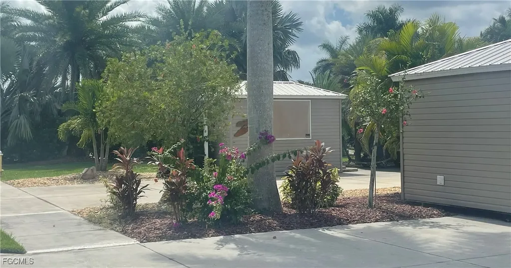 5509 Cypress Trail Resort Circle Fort Myers FL 33905