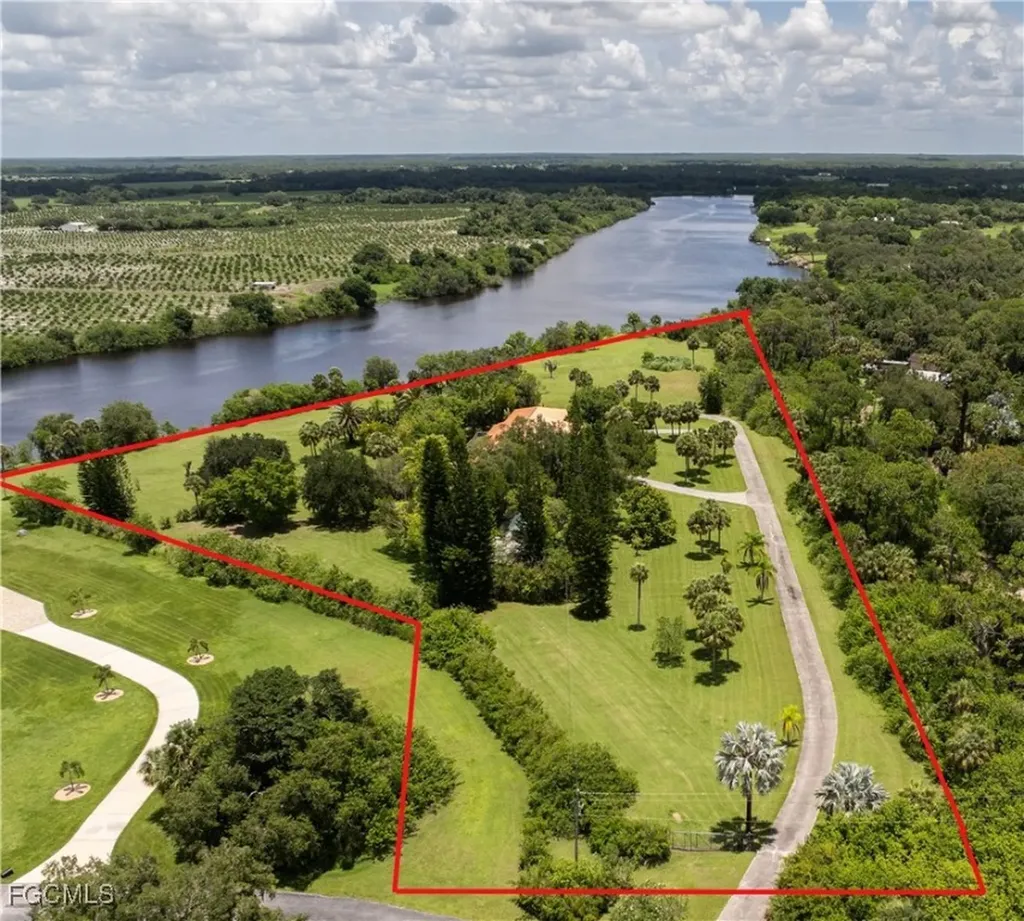 5254 River Blossom Lane Fort Denaud FL 33935